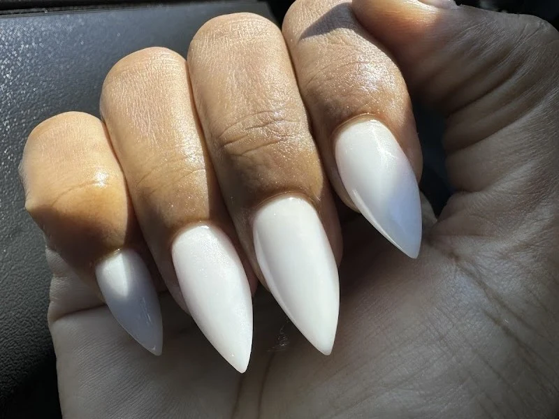 Prissy Nailss