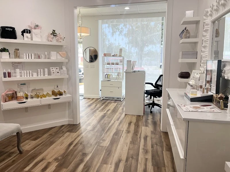 Peak Bloom Beauty LLC (Beyond Beauty Studio)