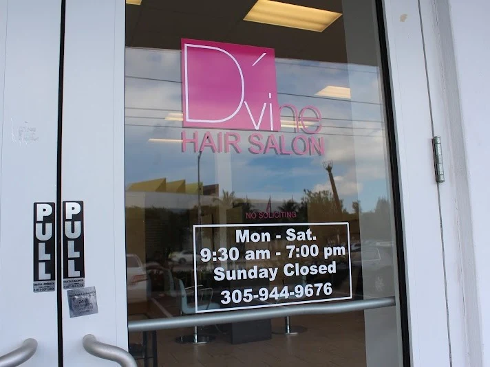D'vine Hair Salón