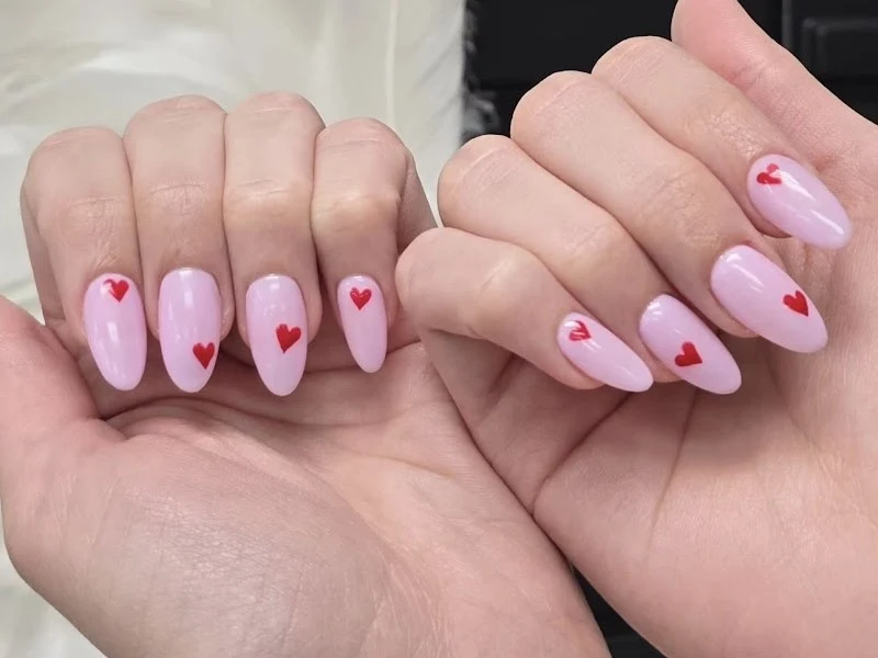 Glowkimy nails