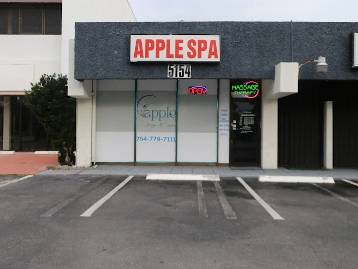 Apple lounge Spa