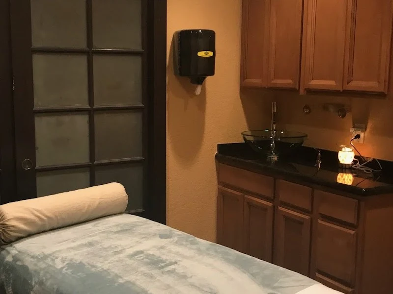 Refined Beauty Day Spa