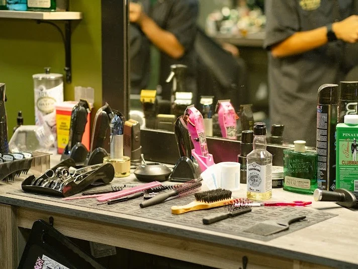 Dad's Cave Barbershop