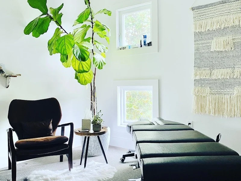 Rob + Katie Truax Chiropractor + Functional Wellness 30A