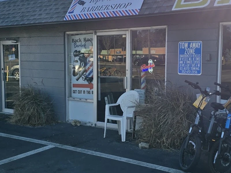"Top Notch Barbershop"