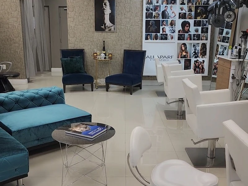 Smith & Mendoza Salon