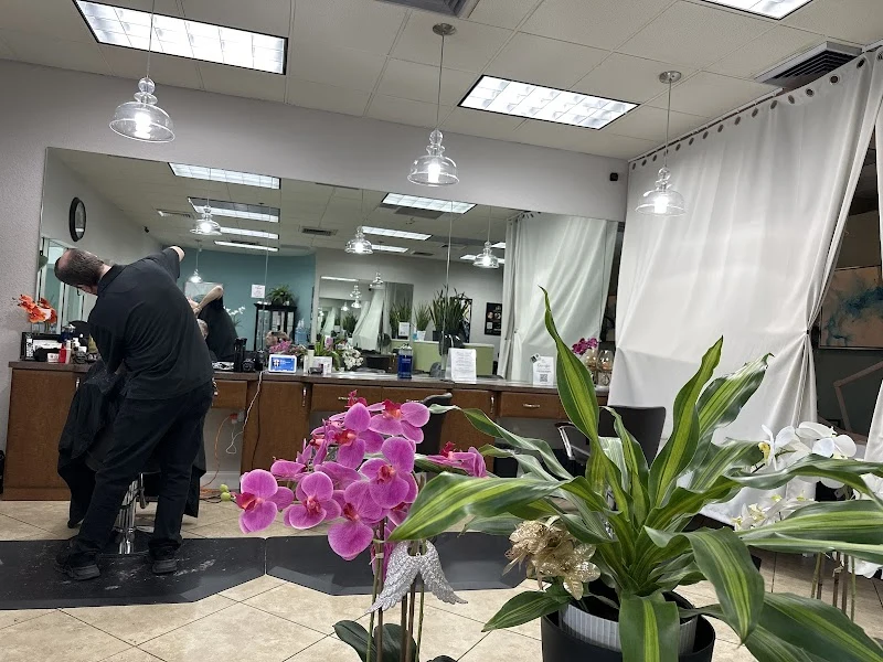 KINGS AND QUEENS HAIR SALON AND BARBERSHOP IN KINGS POINT MAIN CLUBHOUSE Delray Beach (OPEN TO THE PUBLIC)