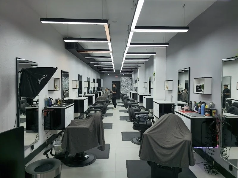 Universal Barbershop - Downtown