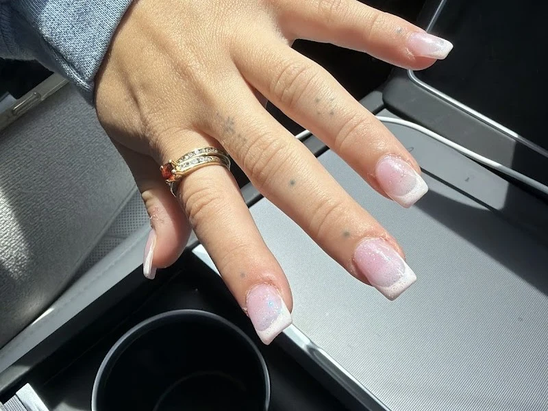 Nouvelle Beauty Bar