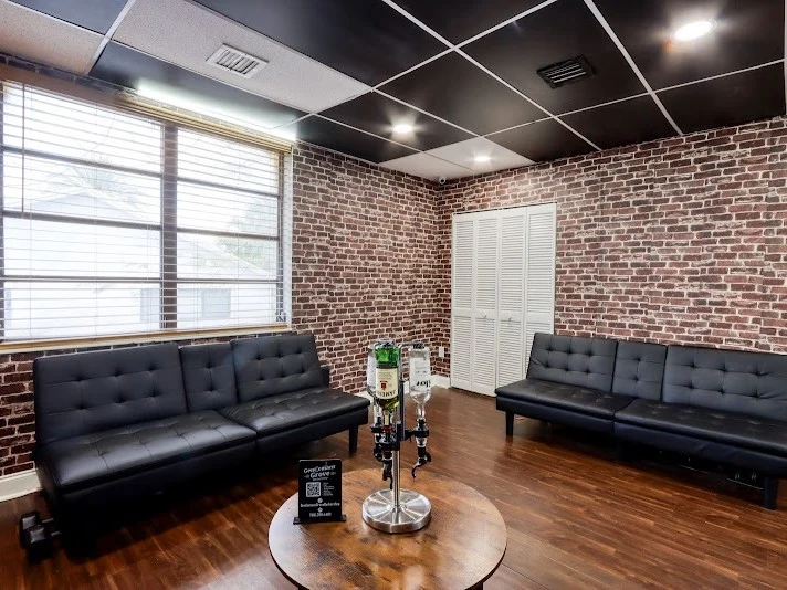 Gentleman’s Grove Barbershop