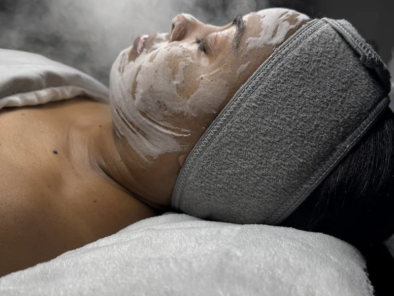 Glow Refinery Facial Spa â€“ Hollywood, FL