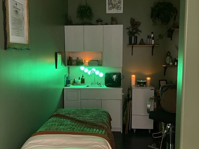 Root Awakening Head Spa