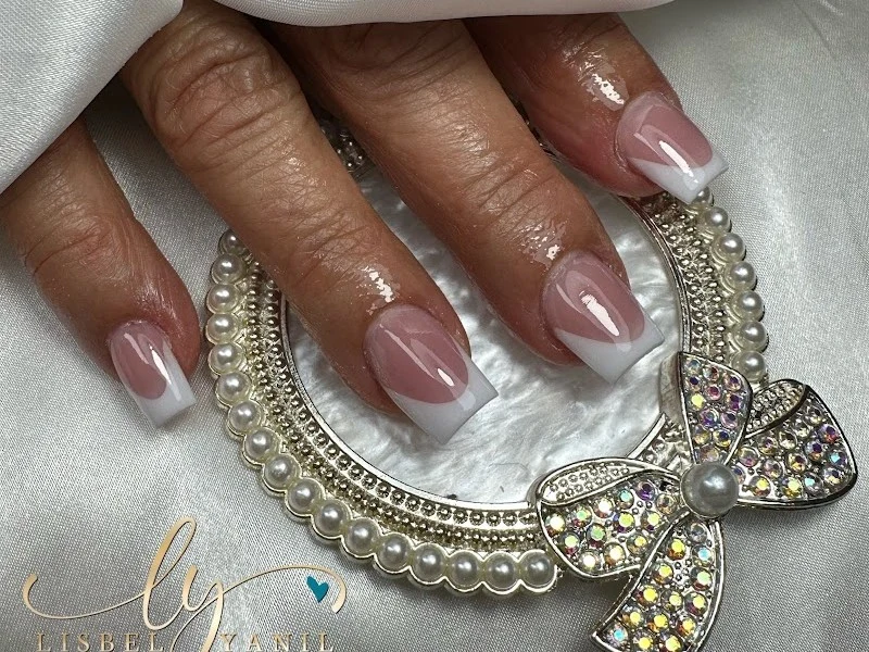 Lisbel Yanil NailStudio
