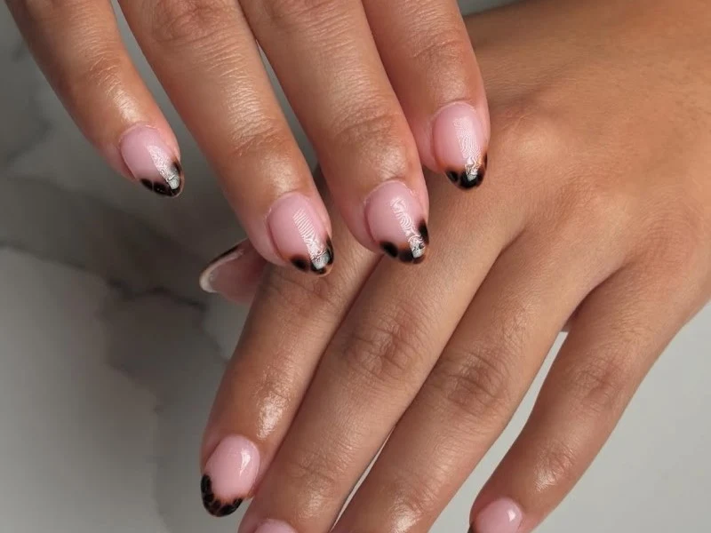 LEVEL Nail Lounge