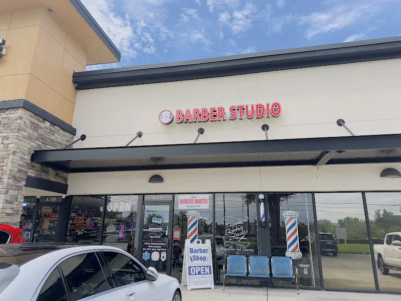 Elegante Barber Studio